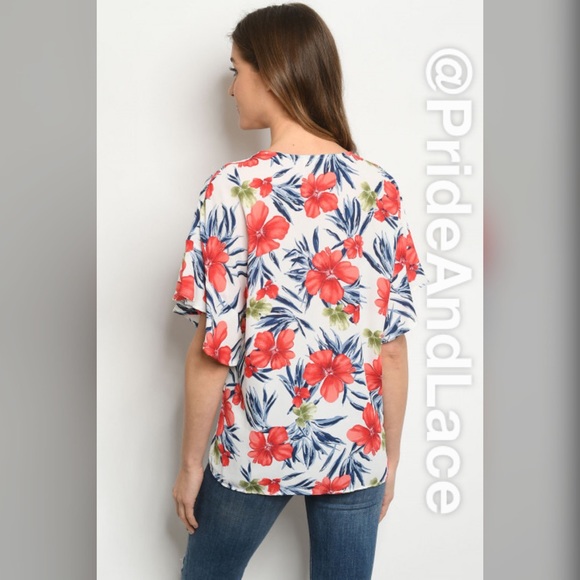 LAST 1️⃣ 🌴 WHITE RED FLORAL TOP 🌴 - Picture 2 of 2
